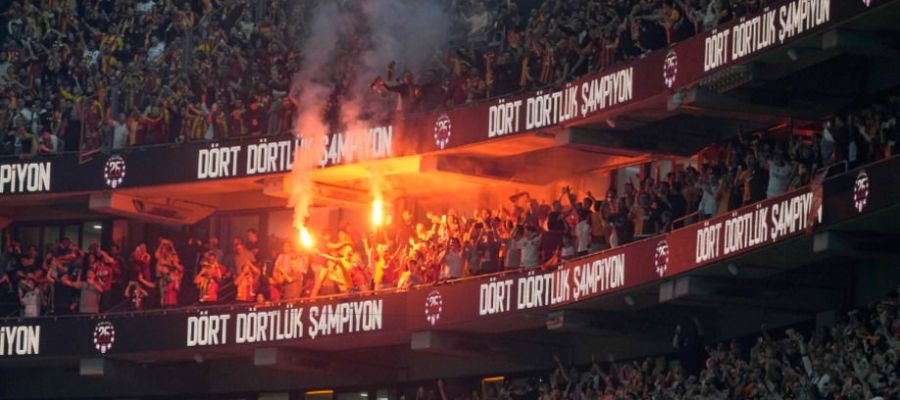 Вчетверте поспіль! Турецький гранд достроково став чемпіоном країни