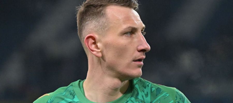 Фантастичний Різник! УЄФА відзначив суперсейв українського голкіпера в Лізі конференцій (відео)