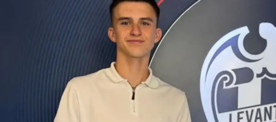 «Новий Лунін!» Реал та Валенсія вступили в боротьбу за юного українського голкіпера