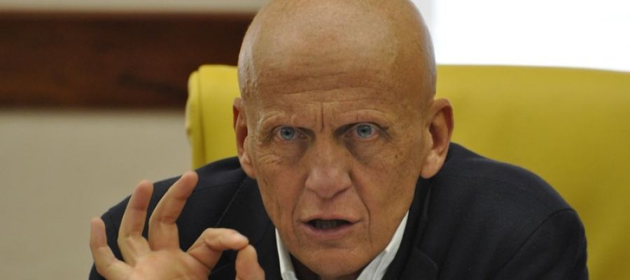 Революційне нововедення від Колліни: гравці залишатимуть поле на дві хвилини