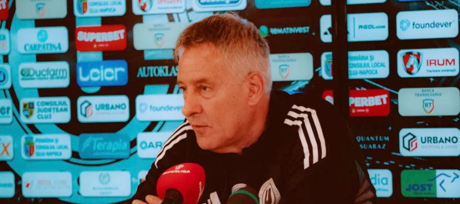Наставник Універсітаті: «Київське Динамо трохи страждає як колектив»