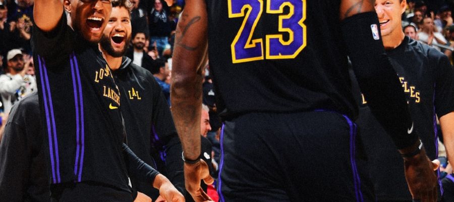 Леброн Джеймс вкотре переписав історію НБА: що цього разу наробив ветеран баскетболу