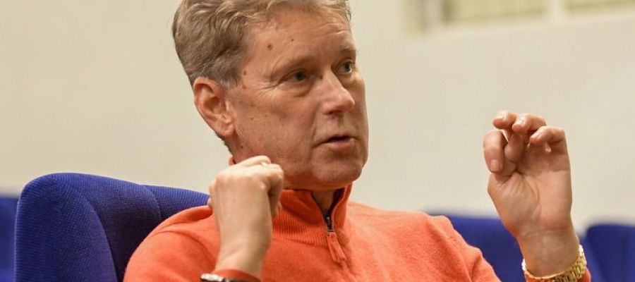 Леонід Буряк: «Причина невдачі збірної у повному провалі в атаці»