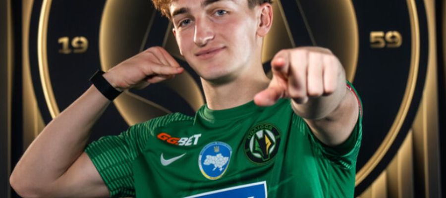 Полісся продовжує формувати суперклуб! Команда придбала півзахисника молодіжної збірної України