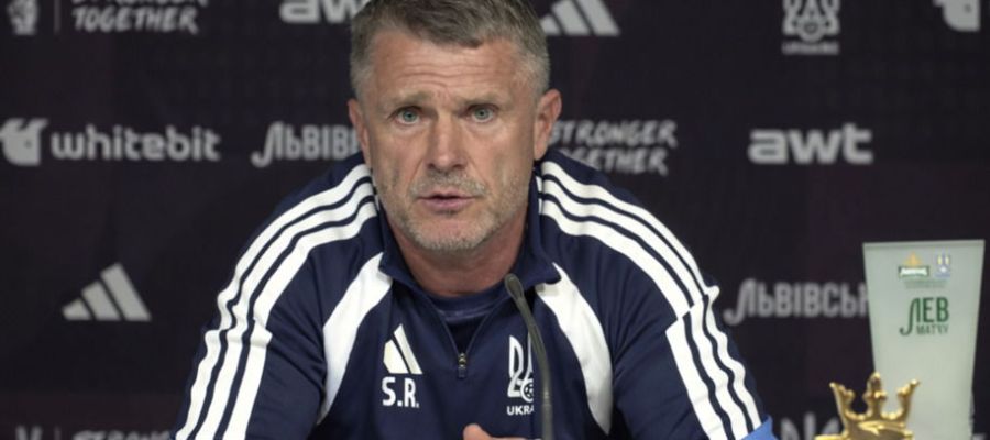 Сергій Ребров: «Хтось кричить мені – аут! Це не проблема»