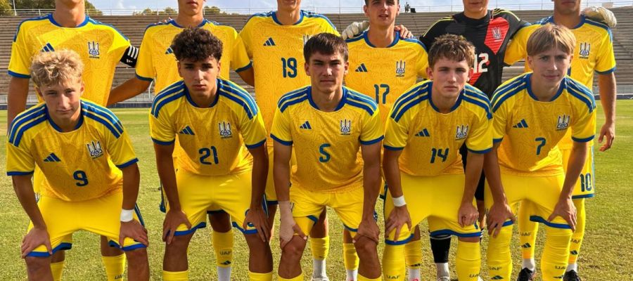 Юнацька збірна України (U-19) обіграла Шотландію, граючи удев'ятьох: що сталося