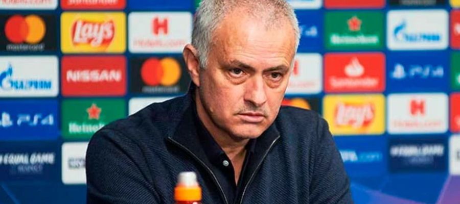 Скандал розгоряється! Жозе Моуріньо відмовився спілкуватися з пресою до і після матчу з Реалом